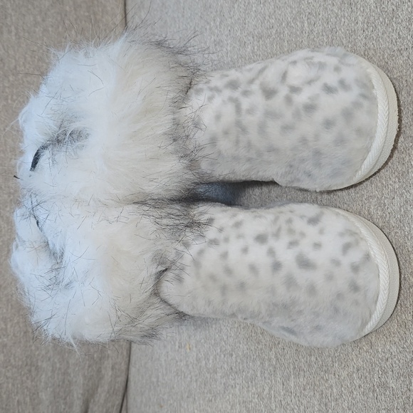Pretty You London Fern in Snow Leopard Bootie Slippers - Picture 6 of 13